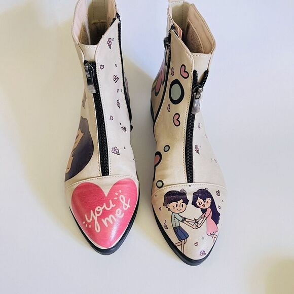 GOBY Women's Size 8.5 EU 39 Sweet Couple Ankle Boots Floral Tan Side Zip $145 - Picture 2 of 16